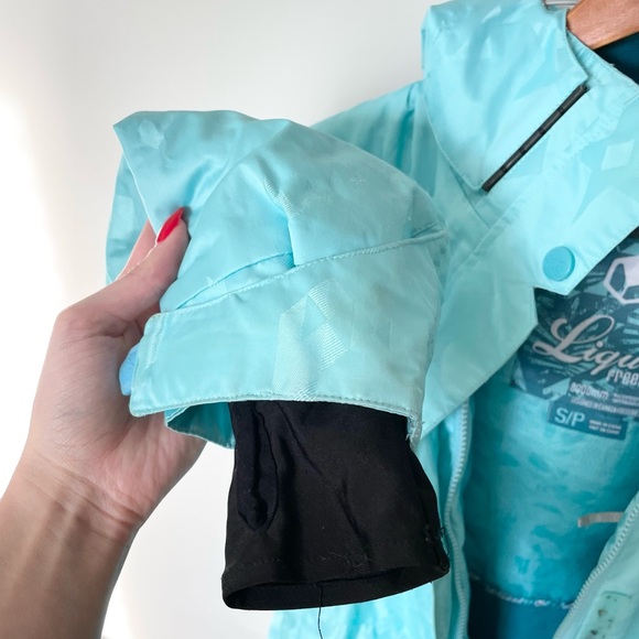 Women’s Ski/Snowbard Jacket - Picture 9 of 11